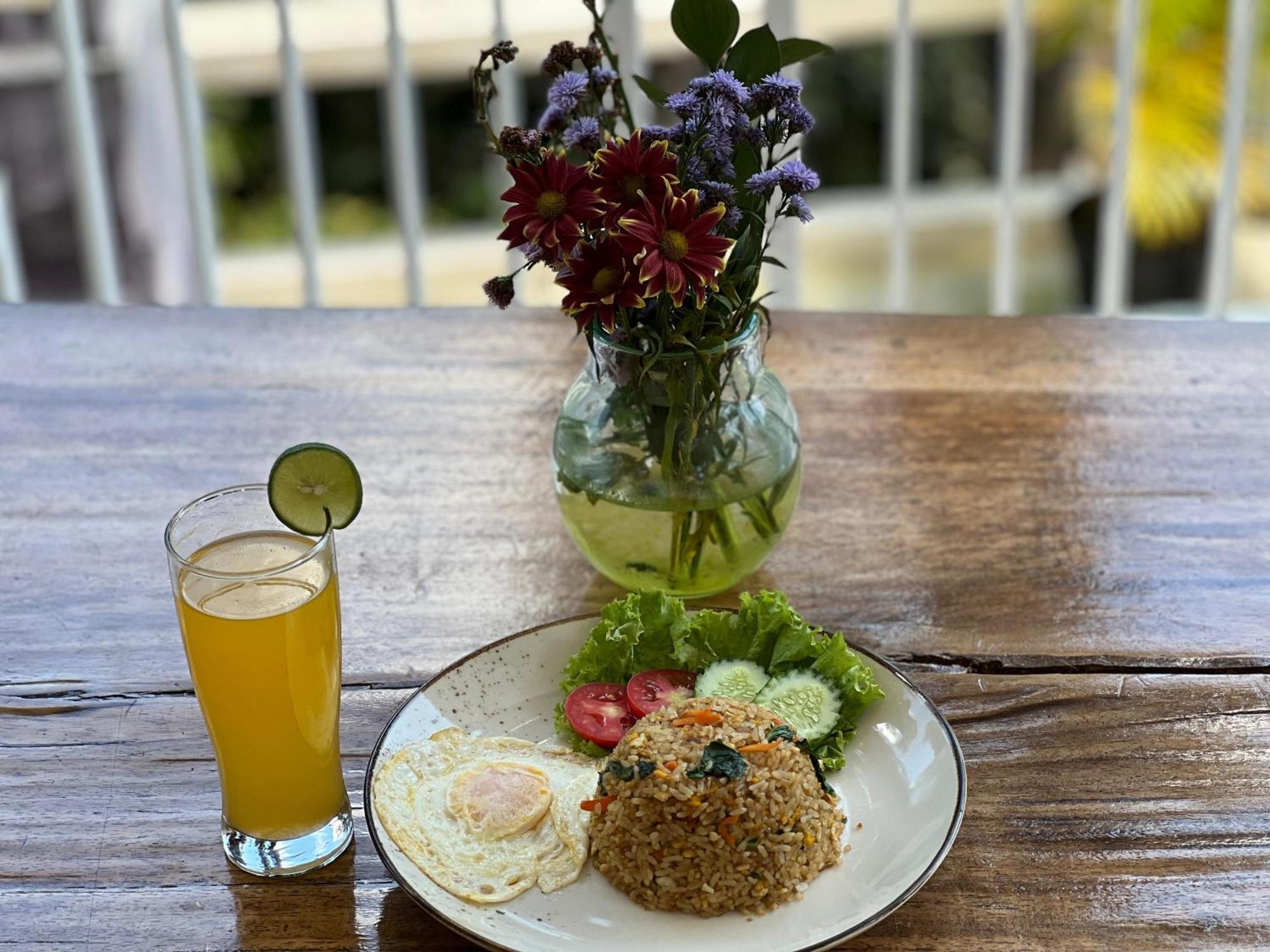 Hanaka Riverside Ubud Ngoại thất bức ảnh